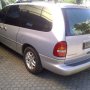 CHRYLSER - VOYAGER 3.3L tahun 2000 Silver