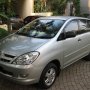 Toyota Innova silver seri G Tahun 2005 berkualitas tinggi