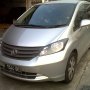 Jual Honda freed sd at tahun 2011 silver