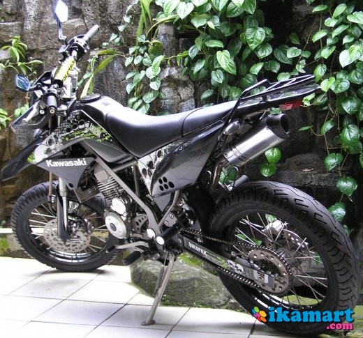 Jual Kawasaki D Tracker 150 Supermoto - Motor