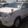 Jual toyota fortuner TRD 2011 putih A/T solar