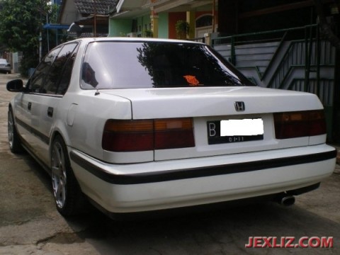 Honda Accord Maestro 90-91 int orisinil - Mobil