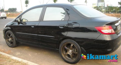 Jual Santai Honda  City  V tec A T 2005  modif  ringan Mobil 