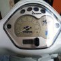 Jual Piaggio Vespa LX125 tahun 2012 putih kilometer rendah