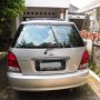 KIA CARENS TH 2001 MATIC SILVER