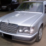 Jual Mercedez benz 230e manual silver 1990