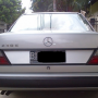 Jual Mercedez benz 230e manual silver 1990