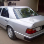 Jual Mercedez benz 230e manual silver 1990