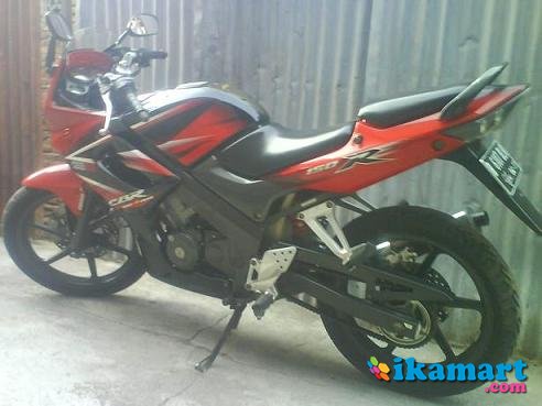 Jual Honda CBR150R Build Up Thailand 2007 - Motor