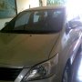 Jual Toyota Innova E A/T 2012 silver tangan pertama