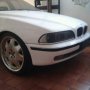 Dijual BMW 528i tahun 1997 warna putih