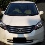 JUAL HONDA FREED PSD 2010 AKHIR PUTIH