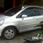 Dijual Honda Jazz Silver 2004 M/T SOLO 