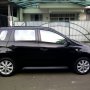 Jual Toyota IST HITAM MATIC 2004 ISTIMEWA!