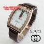 GUCCI Segi Oval Cokelat Tua