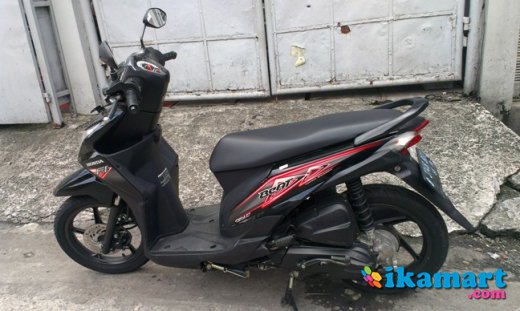 Jual honda beat pgm fi 2013 hitam - Motor