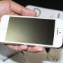 Iphone 5 White 64Gb masih Garansi SCM