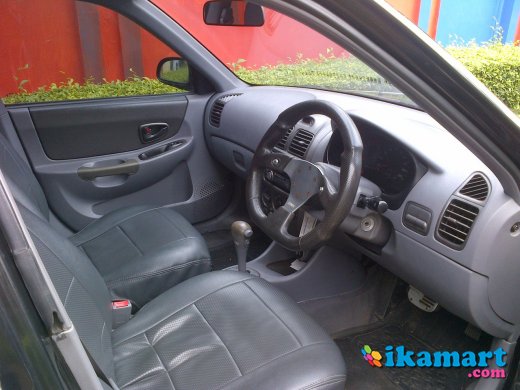 Jual Murah Hyundai  Verna 2001 Matic  Hitam Full Orsinil Mobil