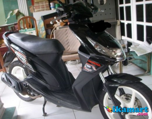  DIJUAL  Motor  Honda Beat  Hitam thn 2008 Motor 