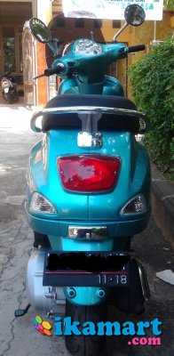 PIAGGIO VESPA LX 150ie Hijau Tosca - Motor