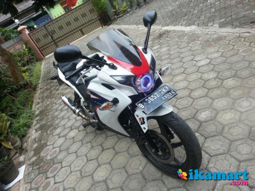 JUAL ALL NEW CBR 150 FI PUTIH 2011 - Motor