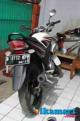 Jual yamaha vixion 2012 putih fll standart - Motor