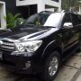 Jual toyota fortuner 2.7 G A/T Lux 2009 HITAM kondisi ok