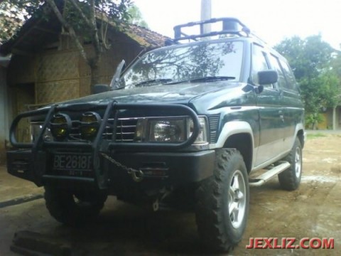 Isuzu phanter offroad  style 1991 Mobil 