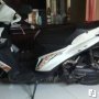 Jual Suzuki Skydrive Putih 2010 Standart