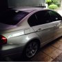 JUAL BMW 320i tahun 2006/2005 Silver