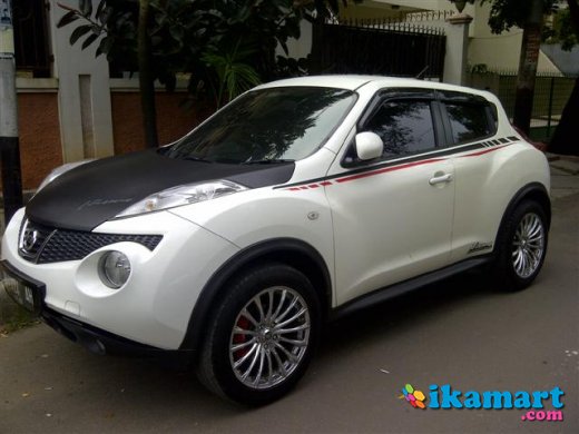 JUAL NISSAN JUKE RX PUTIH 2011 MODIF - Mobil