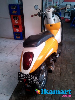 Jual Honda Scoopy  2010 Putih orange Modif Road  Race  Motor 