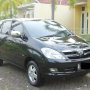 Jual Toyota Kijang Innova 2005 A/T 2.0 Hitam Metalic Plat DKI