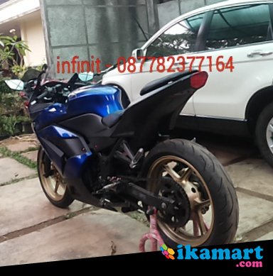 Jual kawasaki Ninja 250 R Karbu 2010 not cbr 150 R15 R25 