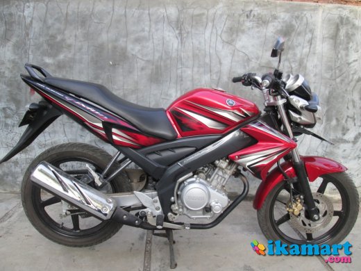 Jual Yamaha Vixion Merah maroon 2013 - Motor