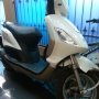 Dijual Piaggio Fly 150 Putih 2009