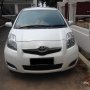 Jual yaris J 2011 A/T putih plat B mulus