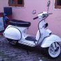 Jual Vespa Exclusive Tahun 2000 Warna Putih