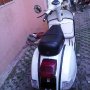 Jual Vespa Exclusive Tahun 2000 Warna Putih