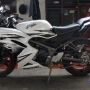 Kawasaki Ninja RR 150 Warna Hitam Putih 2012