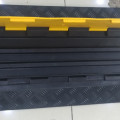 pelindung penyangah pengaman kabel jalan,cable protector hump 3 way