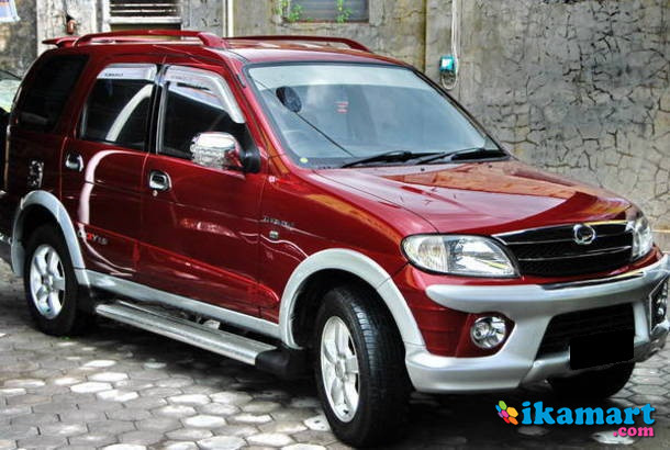 Daihatsu Taruna OXXY FGX 1.5cc Thn 2005 MERAH - Mobil