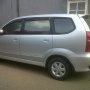 Jual atau over kredit Toyota Avanza Silver Feb 2011