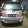 Jual atau over kredit Toyota Avanza Silver Feb 2011