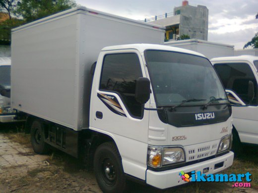 Mobil Truk Engkel All Desain