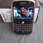 Jual Blackberry Tipe bold 9000 warna hitam mulus gan.. masih garansi..