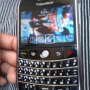 Jual Blackberry Tipe bold 9000 warna hitam mulus gan.. masih garansi..