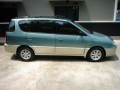 Jual Mobil Kia Carens 00 AT Hijau