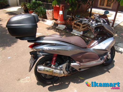 Jual Honda PCX Okt 10 Silver modif seperlunya Motor 