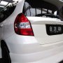 Jual Honda Jazz White Pearl i-dsi Matic 2004